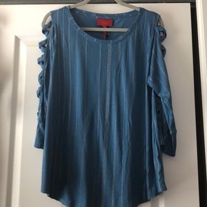 ✨👚 Jennifer Lopez Open Arm Blouse 👚✨